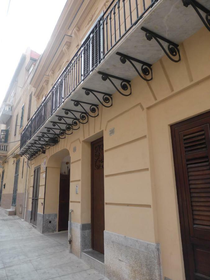 باليرمو 301B&B المظهر الخارجي الصورة